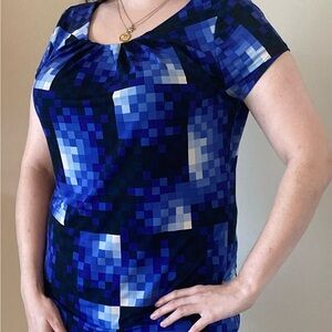 Blue Pixel Pattern Women's Top
